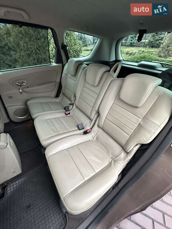 Минивэн Renault Grand Scenic 2009 в Днепре