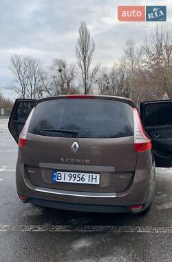 Минивэн Renault Grand Scenic 2011 в Полтаве