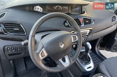 Минивэн Renault Grand Scenic 2012 в 