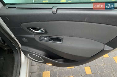 Минивэн Renault Grand Scenic 2010 в 