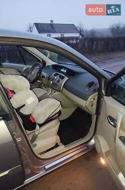 Минивэн Renault Grand Scenic 2005 в 