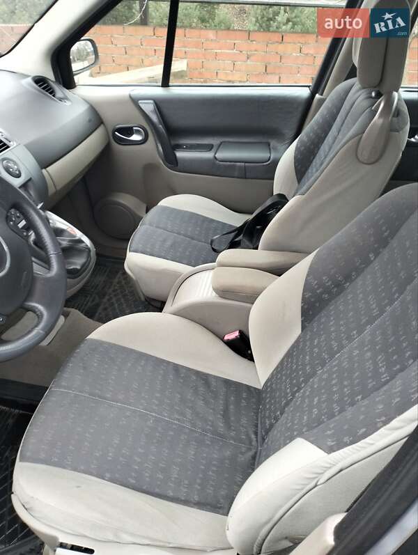 Минивэн Renault Grand Scenic 2004 в Луцке