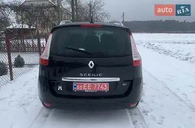 Renault Grand Scenic 2013