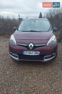 Минивэн Renault Grand Scenic 2013 в 