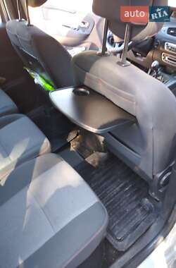 Минивэн Renault Grand Scenic 2012 в 
