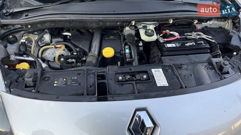 Минивэн Renault Grand Scenic 2011 в Дубно