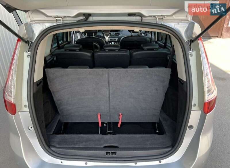 Минивэн Renault Grand Scenic 2014 в Остроге