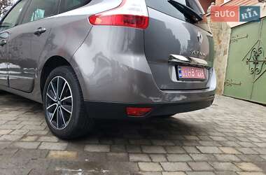 Минивэн Renault Grand Scenic 2013 в 