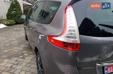Минивэн Renault Grand Scenic 2013 в 