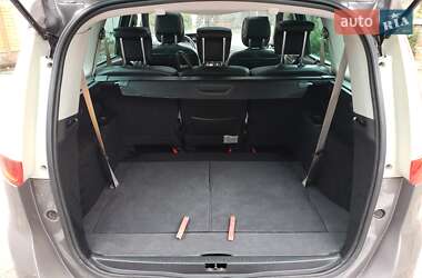Минивэн Renault Grand Scenic 2013 в 