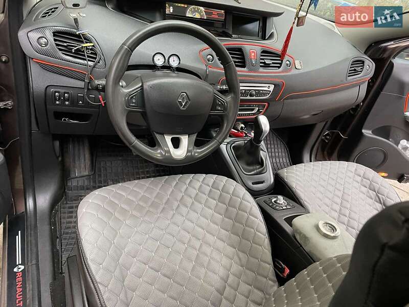 Мінівен Renault Grand Scenic 2011 в Теплодарі