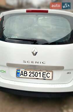 Минивэн Renault Grand Scenic 2014 в 