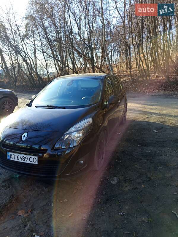 Renault Grand Scenic 2010
