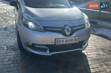 Минивэн Renault Grand Scenic 2012 в 