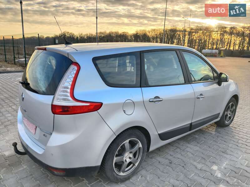 Минивэн Renault Grand Scenic 2009 в Луцке