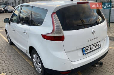 Минивэн Renault Grand Scenic 2010 в 