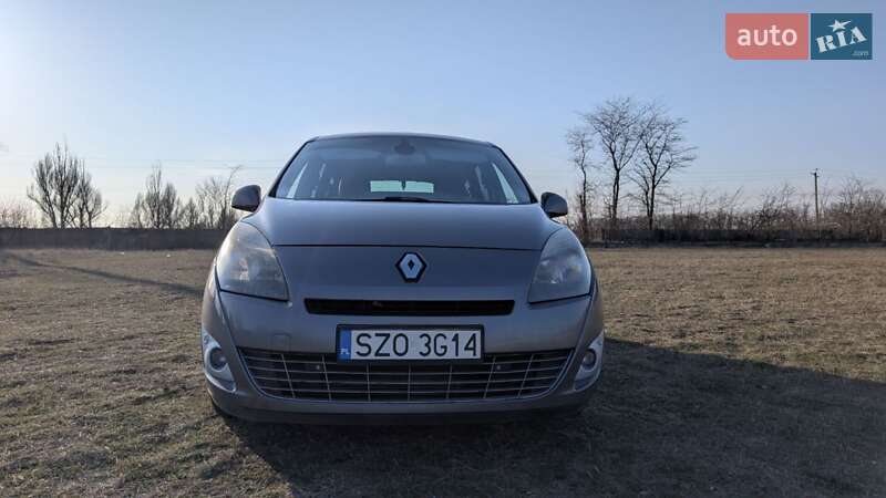 Мінівен Renault Grand Scenic 2010 в Дніпрі