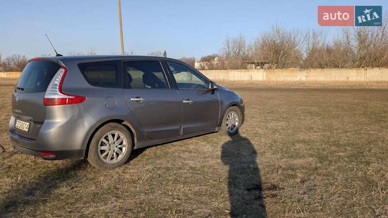 Мінівен Renault Grand Scenic 2010 в Дніпрі