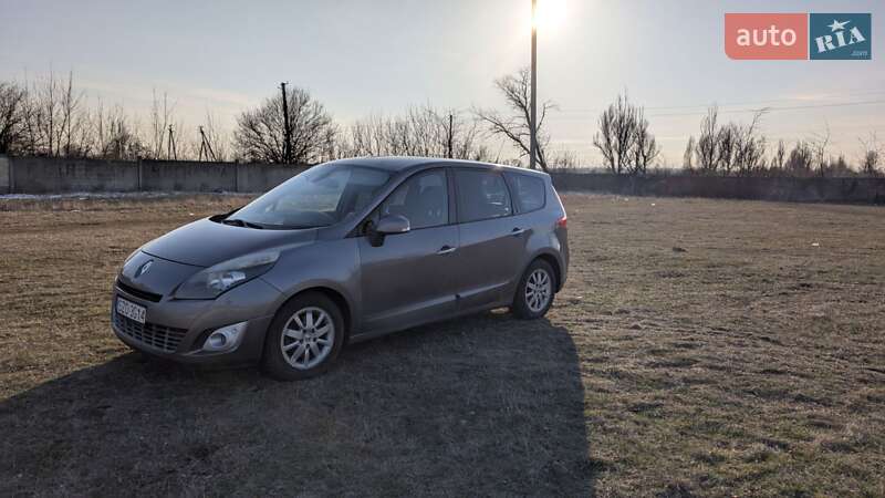 Мінівен Renault Grand Scenic 2010 в Дніпрі