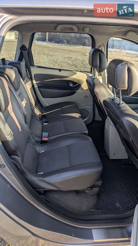 Мінівен Renault Grand Scenic 2010 в Дніпрі