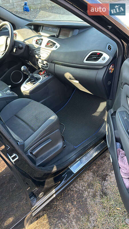 Минивэн Renault Grand Scenic 2009 в Ровно