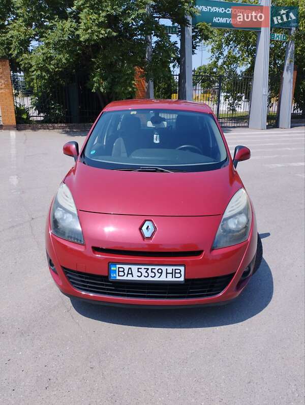 Renault Grand Scenic 2010