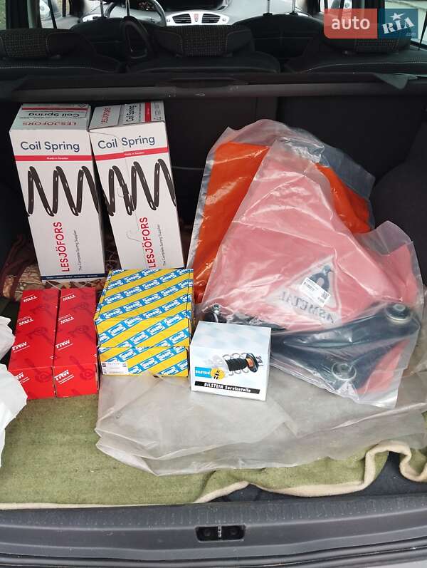 Минивэн Renault Grand Scenic 2009 в Каменец-Подольском фото 16 Минивэн Renault Grand Scenic 2009 в Каменец-Подольском