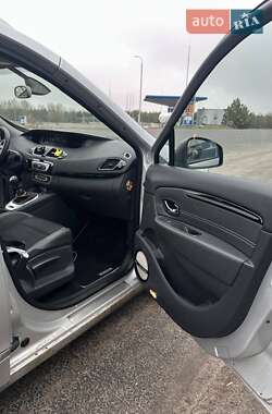 Мінівен Renault Grand Scenic 2016 в 