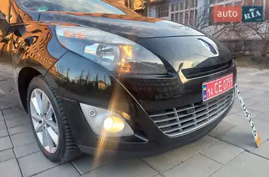 Renault Grand Scenic 2010