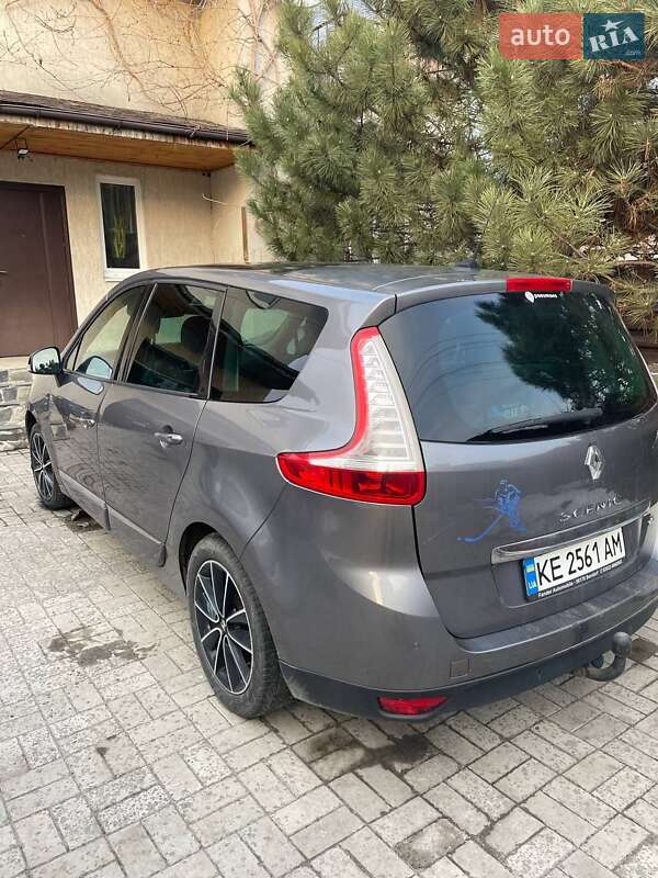 Мінівен Renault Grand Scenic 2012 в Дніпрі