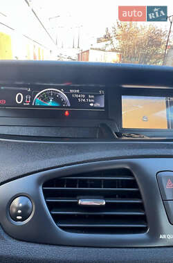 Минивэн Renault Grand Scenic 2012 в 