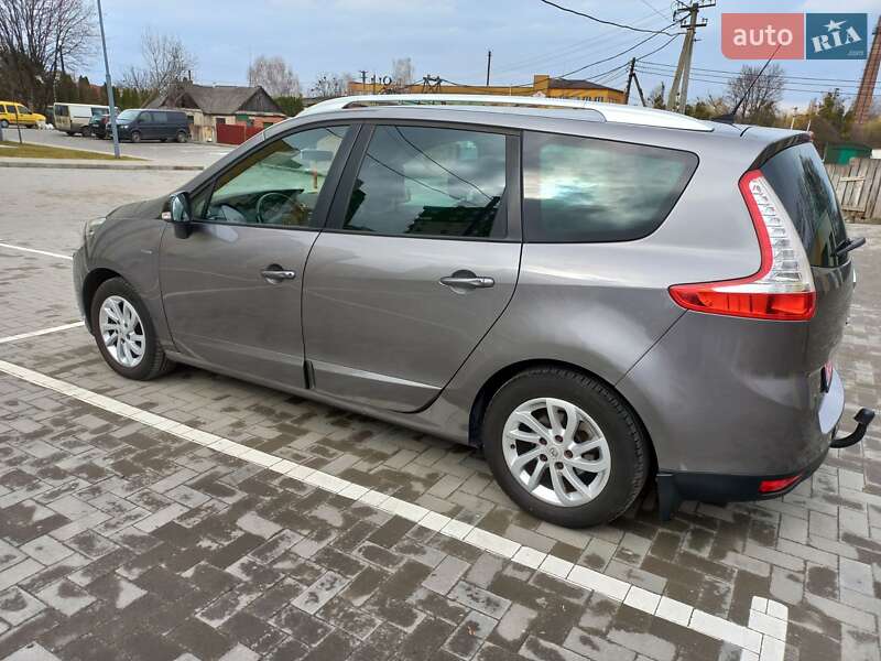 Мінівен Renault Grand Scenic 2015 в Луцьку