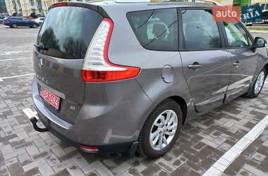 Минивэн Renault Grand Scenic 2015 в 