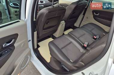 Минивэн Renault Grand Scenic 2009 в 