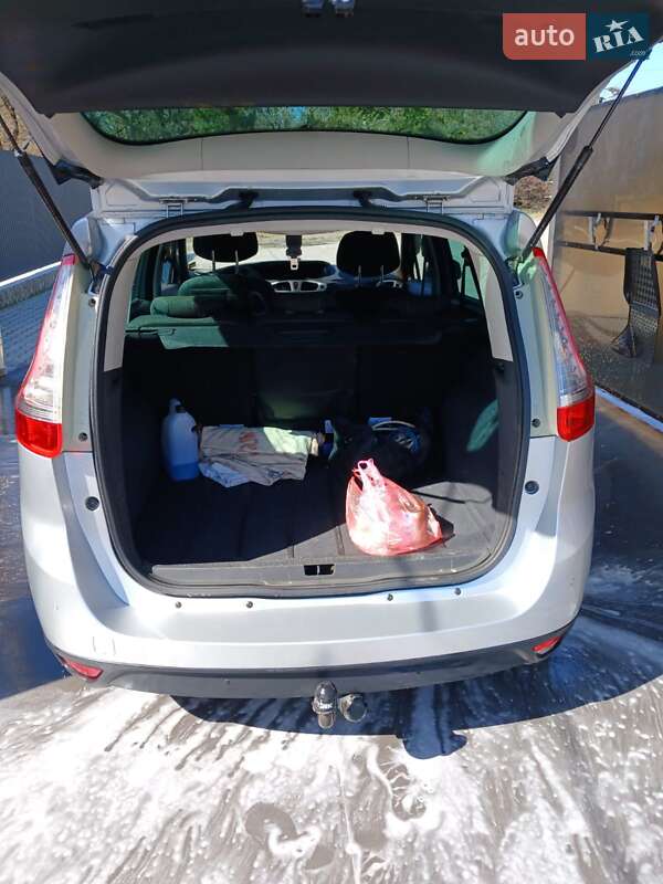 Мінівен Renault Grand Scenic 2010 в Хотині