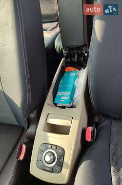 Минивэн Renault Grand Scenic 2011 в 
