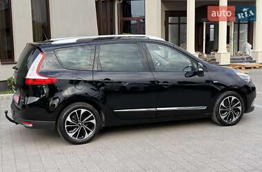 Мінівен Renault Grand Scenic 2015 в 
