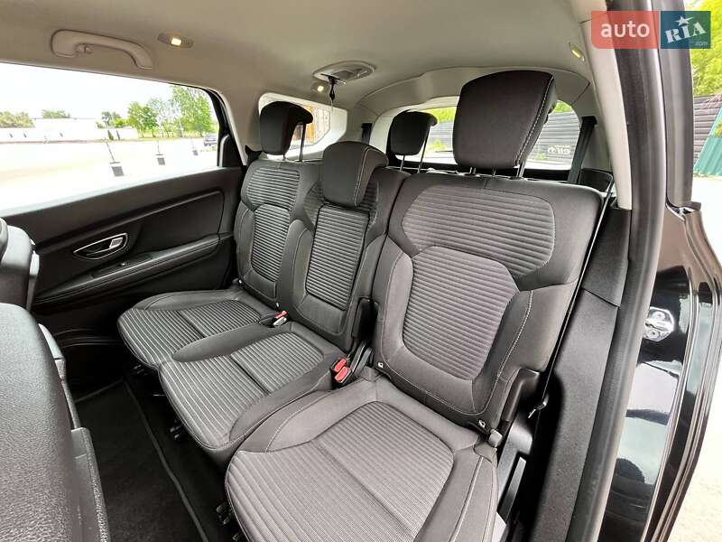 Минивэн Renault Grand Scenic 2017 в Киеве