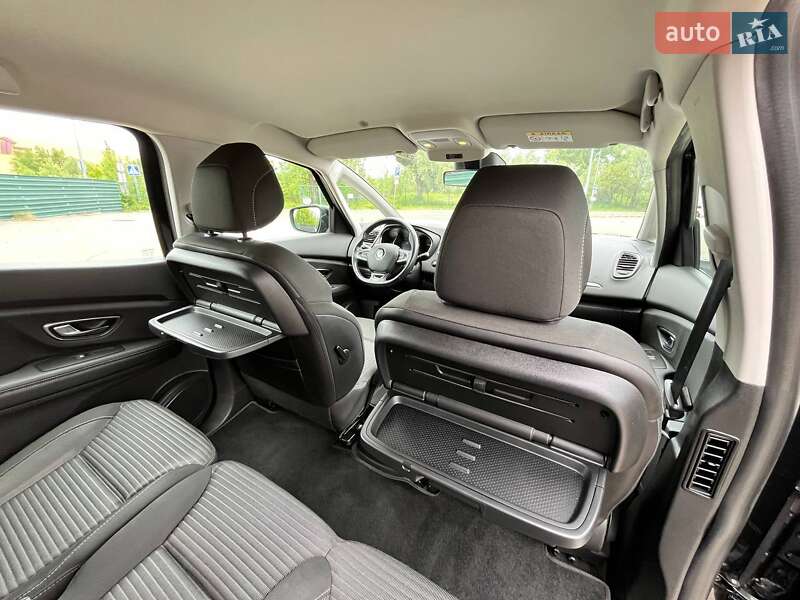 Минивэн Renault Grand Scenic 2017 в Киеве