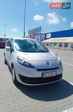 Мінівен Renault Grand Scenic 2012 в 