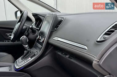 Минивэн Renault Grand Scenic 2019 в 