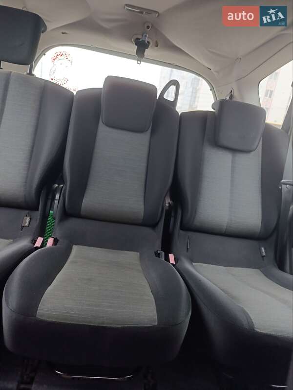 Минивэн Renault Grand Scenic 2004 в Полтаве фото 6 Минивэн Renault Grand Scenic 2004 в Полтаве