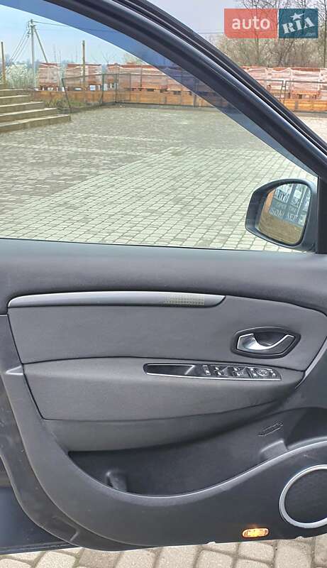 Минивэн Renault Grand Scenic 2010 в Снятине