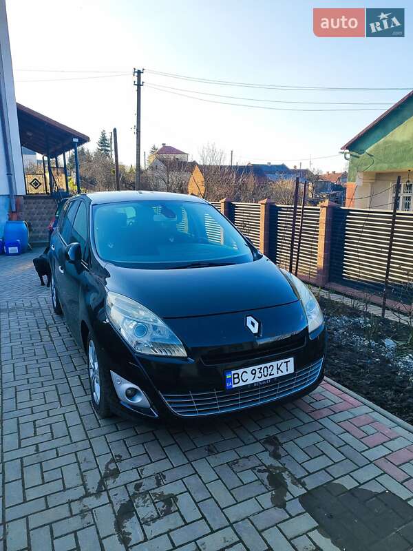 Минивэн Renault Grand Scenic 2009 в Бобрке