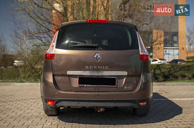 Мінівен Renault Grand Scenic 2010 в 