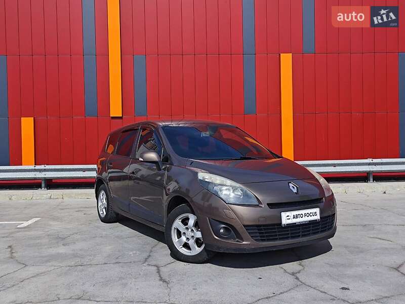 Renault Grand Scenic 2010