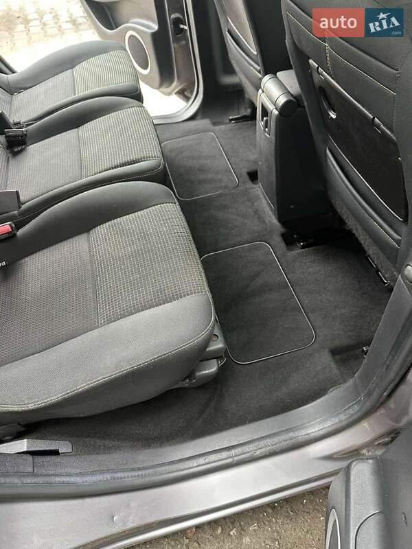 Мінівен Renault Grand Scenic 2011 в Калуші фото 38 Мінівен Renault Grand Scenic 2011 в Калуші