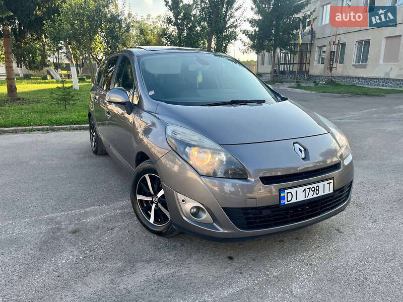 Renault Grand Scenic 2011