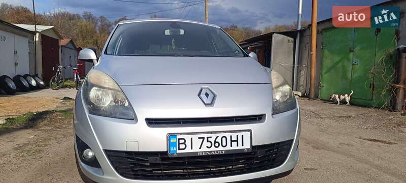 Минивэн Renault Grand Scenic 2009 в Кременчуге