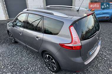 Мінівен Renault Grand Scenic 2015 в 